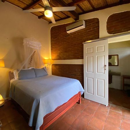 Casa Riverstone León Екстериор снимка