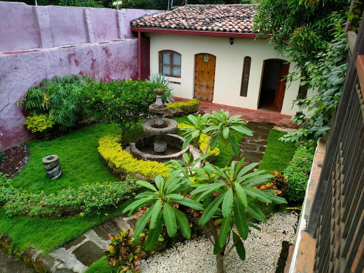 Casa Riverstone León Екстериор снимка